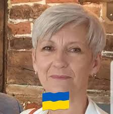 Hi everyone. I'm looking for a dog behavior specialist for my 1 year old  English bulldog that can come to my home address. Any recommendations or  anyone