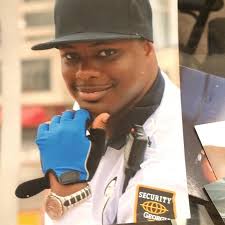 Razor game How to properly use a straight blade razor