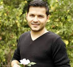 A cantat in formatia l.a., alaturi de ache si adi. Liviu Varciu Isi Serbeaza Astazi Mango Music Romania Facebook