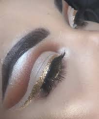 Tengo la sangre de indio, por una mujer bonita, acabame de matar. Pin En Love Makeup