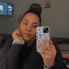 Emery Vasquez (@emeryvasquez)