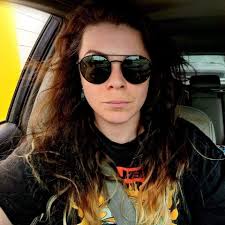 What bands do I look like I listen to?