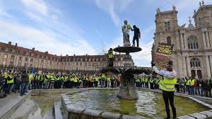 Liberté de partage et d'expression. Vitry Le Francois Retrouve Ses Habitudes Apres La Manifestation Des Gilets Jaunes