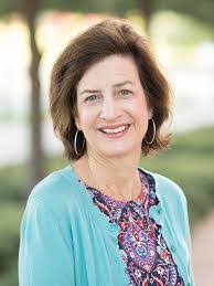 Elizabeth Flowers's Instagram, Twitter & Facebook