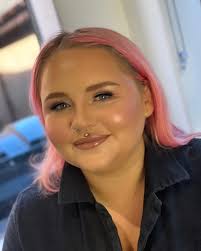 Makeup by Ellie Morrison