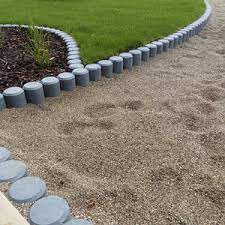 Randsteine und bordsteine aus granit. Garten Randstein Garten Randeinfassung Alle Hersteller Aus Architektur Und Design Videos