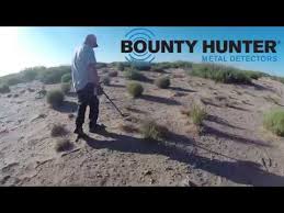 What happens when two first time metal detectorists hit a loaded beach in new york city using a bounty hunter lone star pro? The Lone Star Pro From Bounty Hunter Metal Detectors Youtube