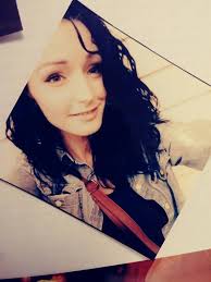 Samantha Rossignol's Instagram, Twitter & Facebook