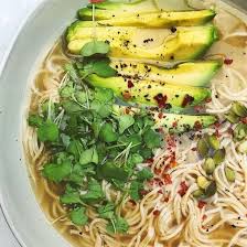 Ramen noodles with sesame ginger garlic beef, savoury miso gravy, fresh egg yolk, and roasted nori · i am a food blog. Ramen In Bone Broth Lotus Foods I 2021