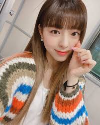 Yuna Itzy Instagramupdate Kpop Itzy Cool Hairstyles For Girls Kpop Girls