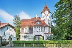 Freie kommerzielle nutzung keine namensnennung bilder in höchster qualität. Haus Zum Verkauf 81243 Munchen Mapio Net