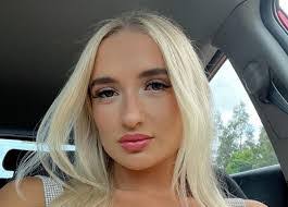 Tayla Walker's Instagram, Twitter & Facebook