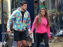 Katie price began dating leandro after meeting him at the oscars in 2011, at elton john's annual party. Katie Price Leandro Price Marriage Hot Pictures Filmibeat