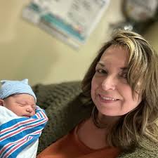 What's happening in Texas is heartbreaking.💔 But blaming each other  doesn't bring back the missing. Whether you voted red or blue, those are  kids missing in that flood. Innocent lives. Families praying.