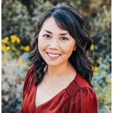 Karen Chow's Instagram, Twitter & Facebook