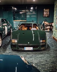 Discover the ferrari f40, the gran turismo model launched in 1987, powered by an engine of 2936.25 cc: Green Ferrari F40 Carporn