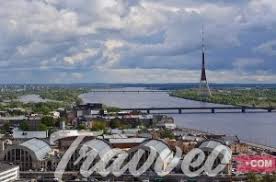 مساحة وموقع فرنسا وعدد سكانها. Ø¹Ø·ÙØ© Ø³ÙØ§Ø­ÙØ© ÙÙ ÙØ§ØªÙÙØ§ Ø§ÙØ±ÙØ¨Ø§ ØªØ±Ø§ÙÙÙ ÙÙÙ ÙÙØ®ØªÙÙ Ø®Ø¯ÙØ§Øª Ø§ÙØ³ÙØ§Ø­Ø© Ù Ø§ÙØ³ÙØ±