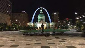 Representatives from the saint louis zoo, the st. Gateway Foundation Funds 1 2 Million Exterior Lighting Upgrade At Gateway Arch St Louis Business Journal