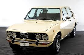 Image result for Giallo 1977 Alfa-Romeo