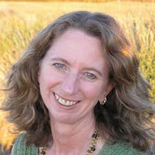 Helen Star's Instagram, Twitter & Facebook