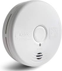 Press and hold down the test button on the face of the device. Kidde 21010170 10 Year Smoke And Carbon Monoxide Alarm Detector Photoelectric Kitchen Model P3010k Co Combination Smoke Carbon Monoxide Detectors Amazon Com