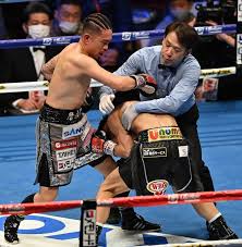 □2012年12月31日 wba世界ライトフライ級王者決定戦 井岡一翔 vs ホセ・ . äº•å²¡ãŒå…«å›žtkoå‹ã¡ æ­´ä»£æœ€å¤šã®ä¸–ç•Œæˆ¦é€šç®—17å‹ç›® æ¯Žæ—¥æ–°èž