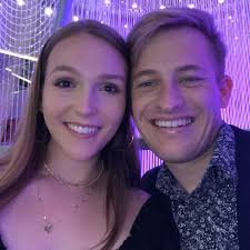 Alyssa Kraus and Jacques De Beer's Wedding Website