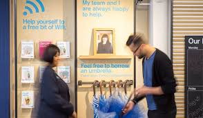 The Client Formerly Part Of Lloyds Tsb Is The British Bank That S Proudly Different From Others The Opportunity To C Bank Design Retail Banking Branch Design
