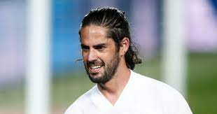 Isco is one of the best attacking midfielders on his team. Isco Wants James Rodriguez And Carlo Ancelotti Reunion At Everton Reliability 3 Stars