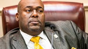 Marion County school leaders disagree over student cellphone use