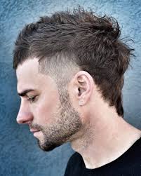 Fortunately, messy hair is no longer associated with outsiders or representatives of different subcultures. 35 Attractive Messy Hairstyles For Men The Latest Messy Hairstyles 2020 Men S Style