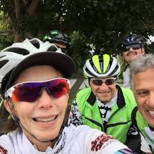 Cheryl Burd's Instagram, Twitter & Facebook