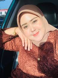 Nurul Husna Abdul Rahim (@unahusnarahim)