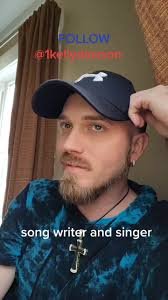 @1kellydawson that voice like a angel sounds like country when country was  country beautiful. this is how country should sound and tells a story