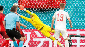 España vence por penales a suiza y avanza a semis en la euro los jugadores de españa celebran tras vencer a suiza por penales en los cuartos de final de la euro 2020, el viernes 2 de julio de. Ba9cfiox5oekzm