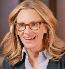 Julia Roberts Left Speechless After a DNA Test Reveals That Biologically  She's Not a “Roberts”