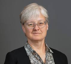 Caroline Danielson's Instagram, Twitter & Facebook