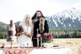 Maybe you would like to learn more about one of these? Un Mariage Tout Droit Sorti De Game Of Thrones Ca Vous Dit Mariage Com