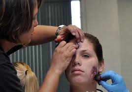 Join Anelie for this technique class. Great info for making sure the ending  of your project is just as beautiful as the beginning.