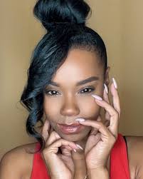 Authentically ME! 💁🏾‍♀️ #derby #Yafavoriteauntie #thederbydiaries  #daniellehawkins #feistyfunnyandfine #foreveryoung #fountainofyouth #sunday  #Selflove