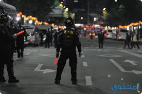 وقيل في رؤية الدبور في المنام بأنها تعني بالجفاء الذي يحصل بين صديقين حميمين ومحبين لبعضهما البعض , وقد تدل على الخسران للمال. ØªÙØ³ÙŠØ± Ø±Ø¤ÙŠØ© Ø§Ù„Ø´Ø±Ø·Ø© ÙÙŠ Ø§Ù„Ù…Ù†Ø§Ù… ÙˆØ§Ù„Ù‚Ø¨Ø¶ Ø¹Ù„Ù‰ Ø´Ø®Øµ ÙÙŠ Ø§Ù„Ø­Ù„Ù… Ù…ÙˆÙ‚Ø¹ Ù…Ø­ØªÙˆÙ‰