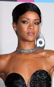 15 Best Rihanna Short Hairstyles Nicestyles Rihanna Short Hair Rihanna Hairstyles Rihanna Short Haircut