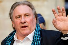 Gérard depardieu est un acteur, réalisateur, producteur russe. Pewbaa Jhokvjm