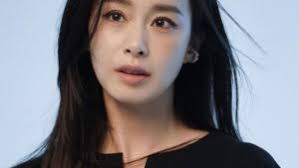 Kularb Kror Petch Full Cast & Crew