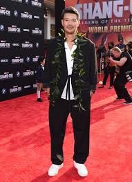 See all the celebrities at the red carpet premiere in hollywood on aug. Qnf19 Cr Igtjm