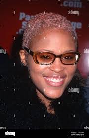 Eve Barrett's Instagram, Twitter & Facebook