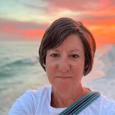 ️Blackpinkは「reputation (Taylor's Version)」の金庫の曲の一つにフィーチャーされると噂されている