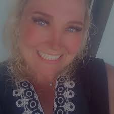 April Plummer's Instagram, Twitter & Facebook