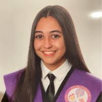 90+ perfiles de «Julie Cano»