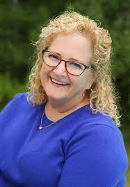 Lynn Ashbaugh's Instagram, Twitter & Facebook